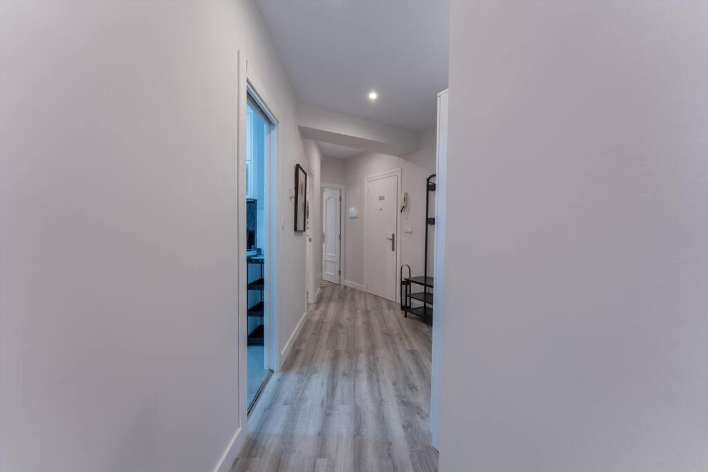 Valdecilla Center Apartment 桑坦德 外观 照片