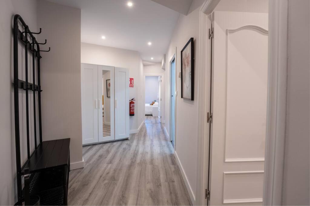 Valdecilla Center Apartment 桑坦德 外观 照片